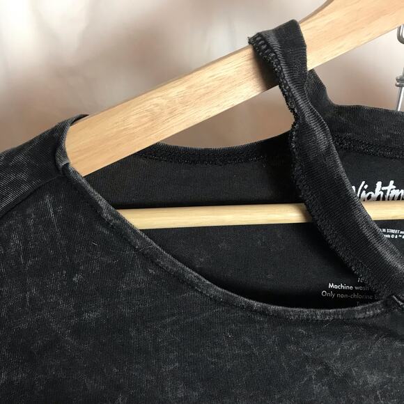 Nightmare On Elm Street NWT Women's Junior XL Asymmetrical Cutout Wash Top - Picture 7 of 10